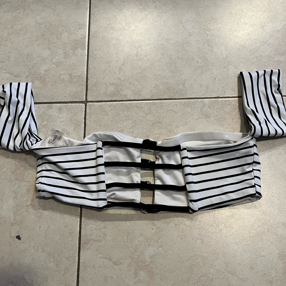 Beach Bunny top swimsuit